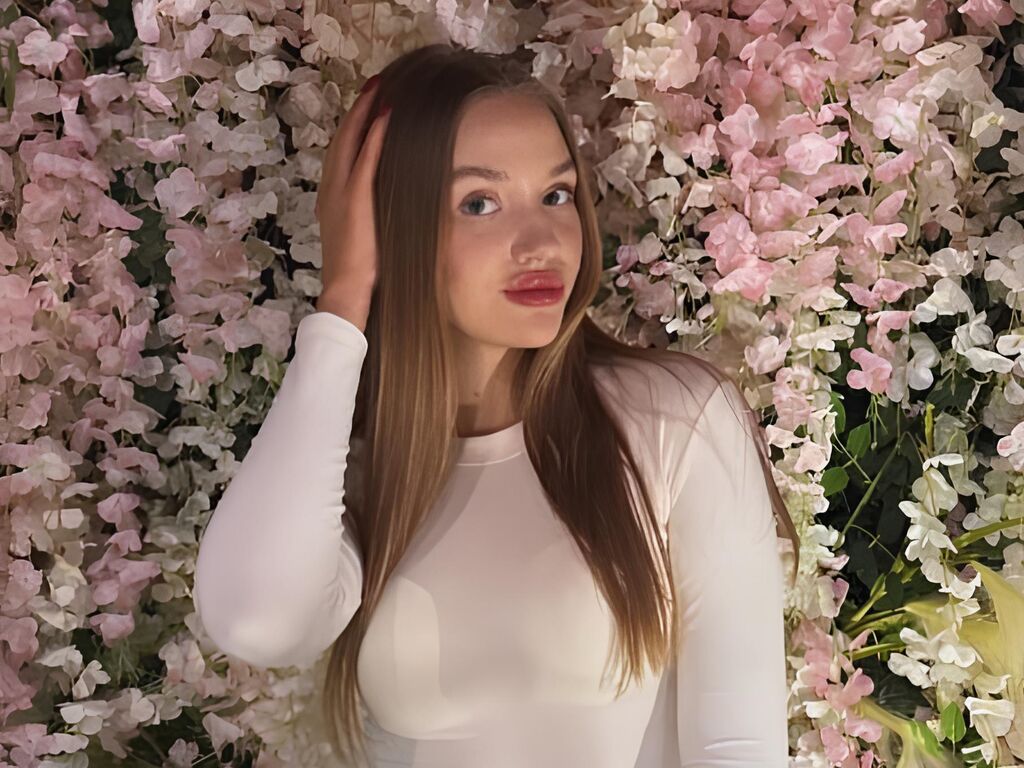 DinaDeRose live cam