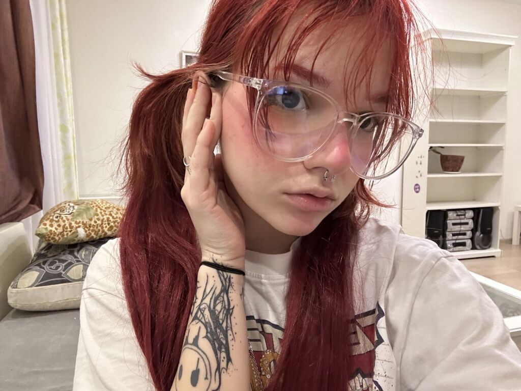 MollyPlatt live cam