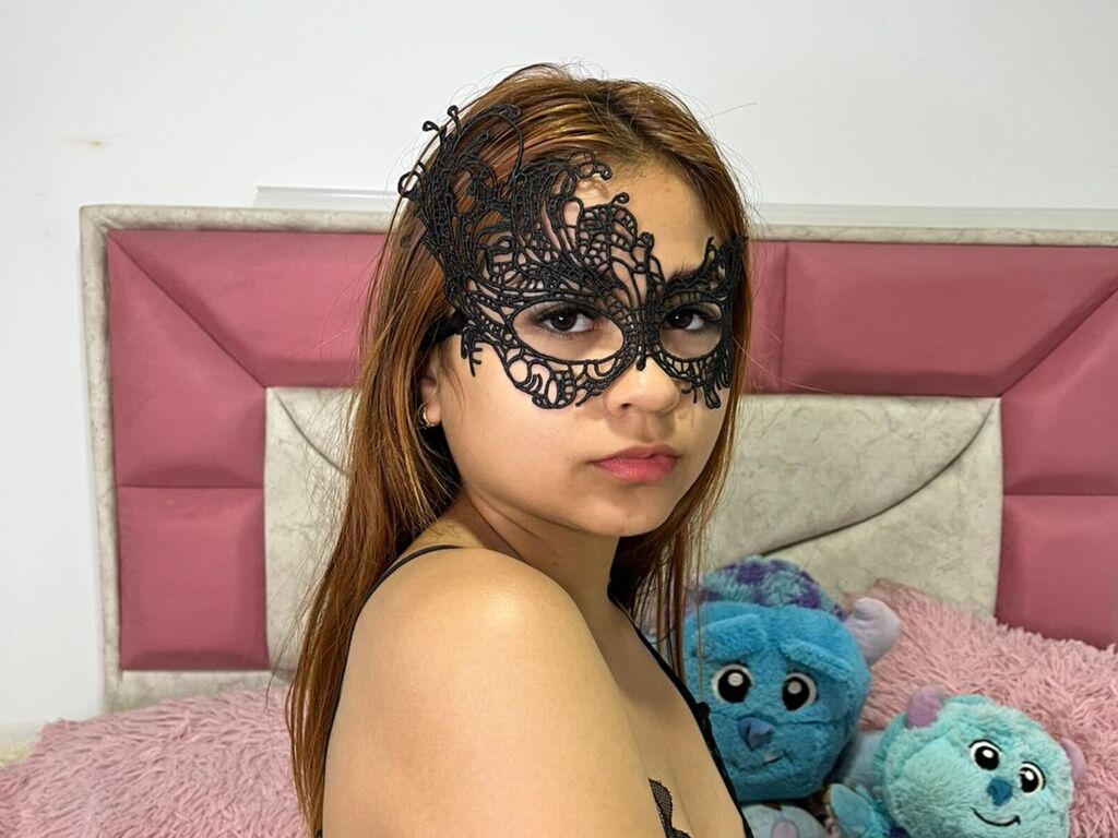 RubyLunna live cam